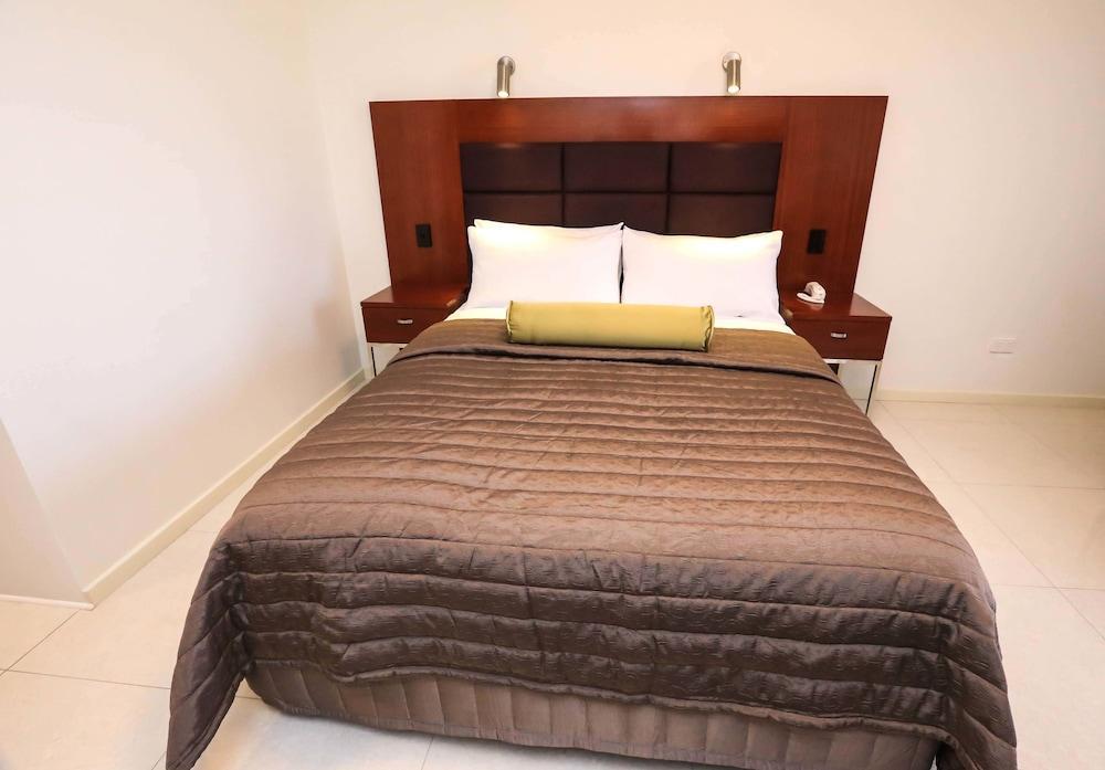 Best Western Casula Motor Inn Екстериор снимка
