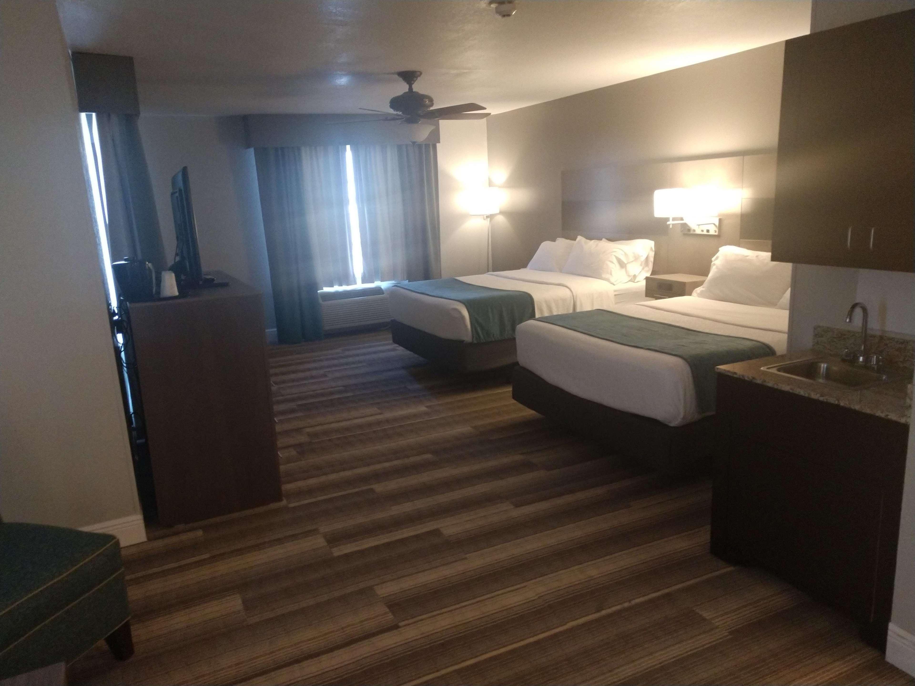 Best Western Casula Motor Inn Екстериор снимка