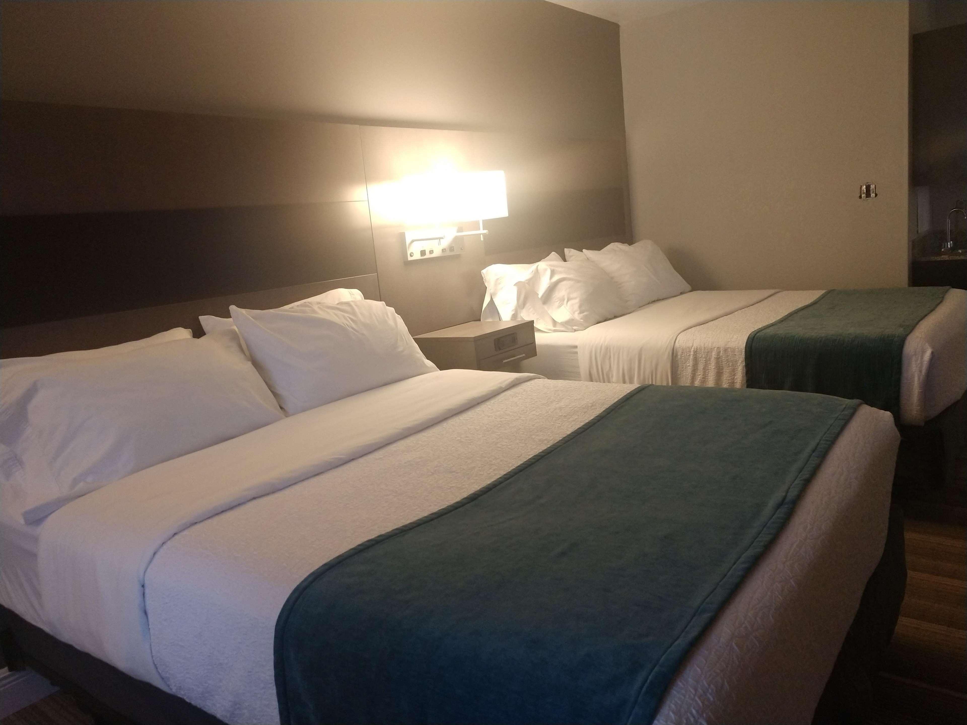 Best Western Casula Motor Inn Екстериор снимка