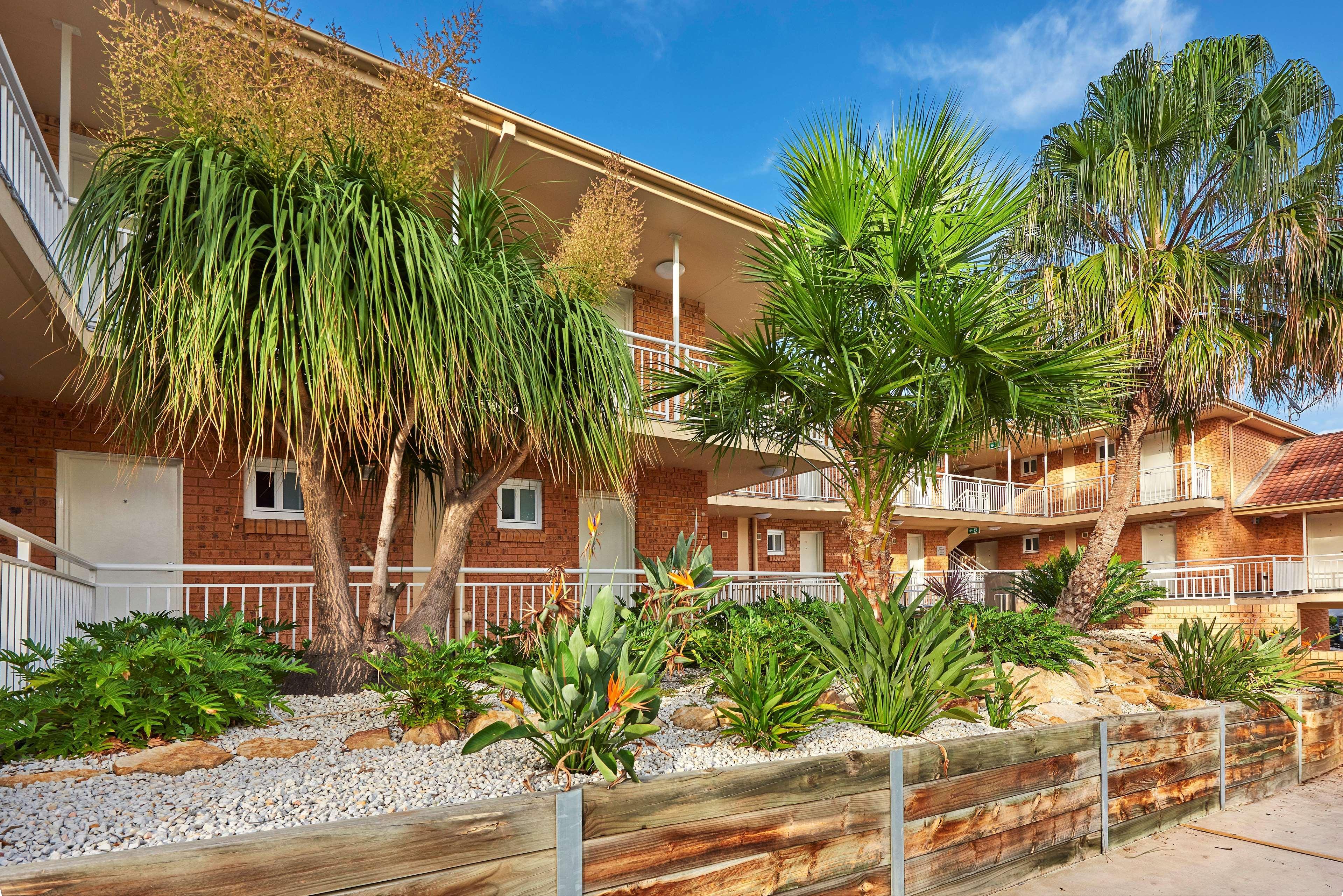 Best Western Casula Motor Inn Екстериор снимка