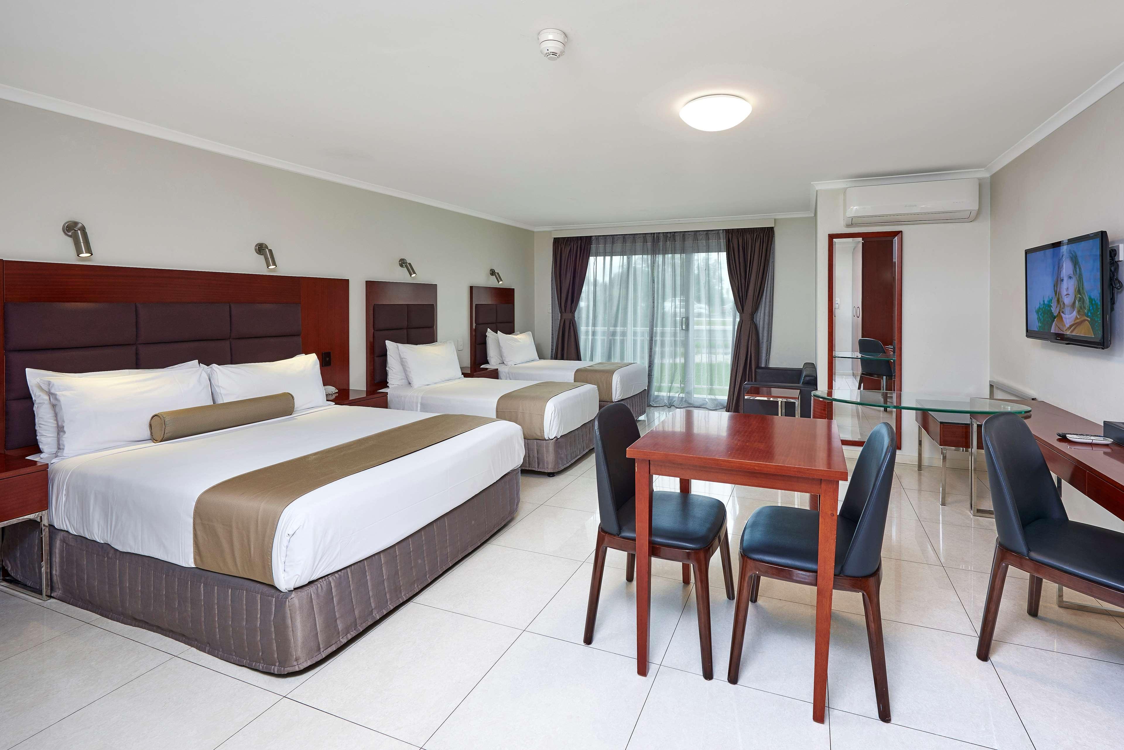 Best Western Casula Motor Inn Екстериор снимка