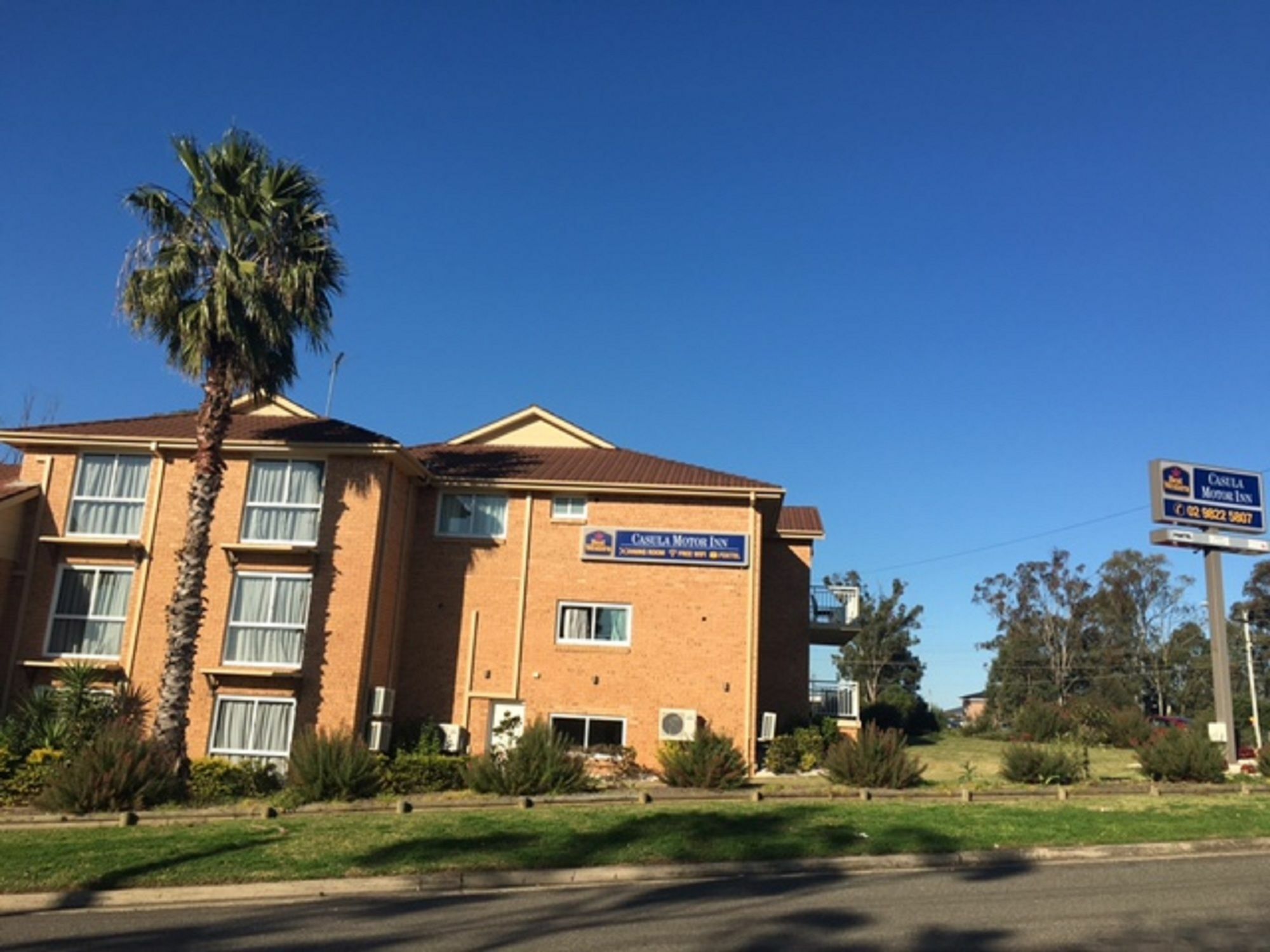 Best Western Casula Motor Inn Екстериор снимка