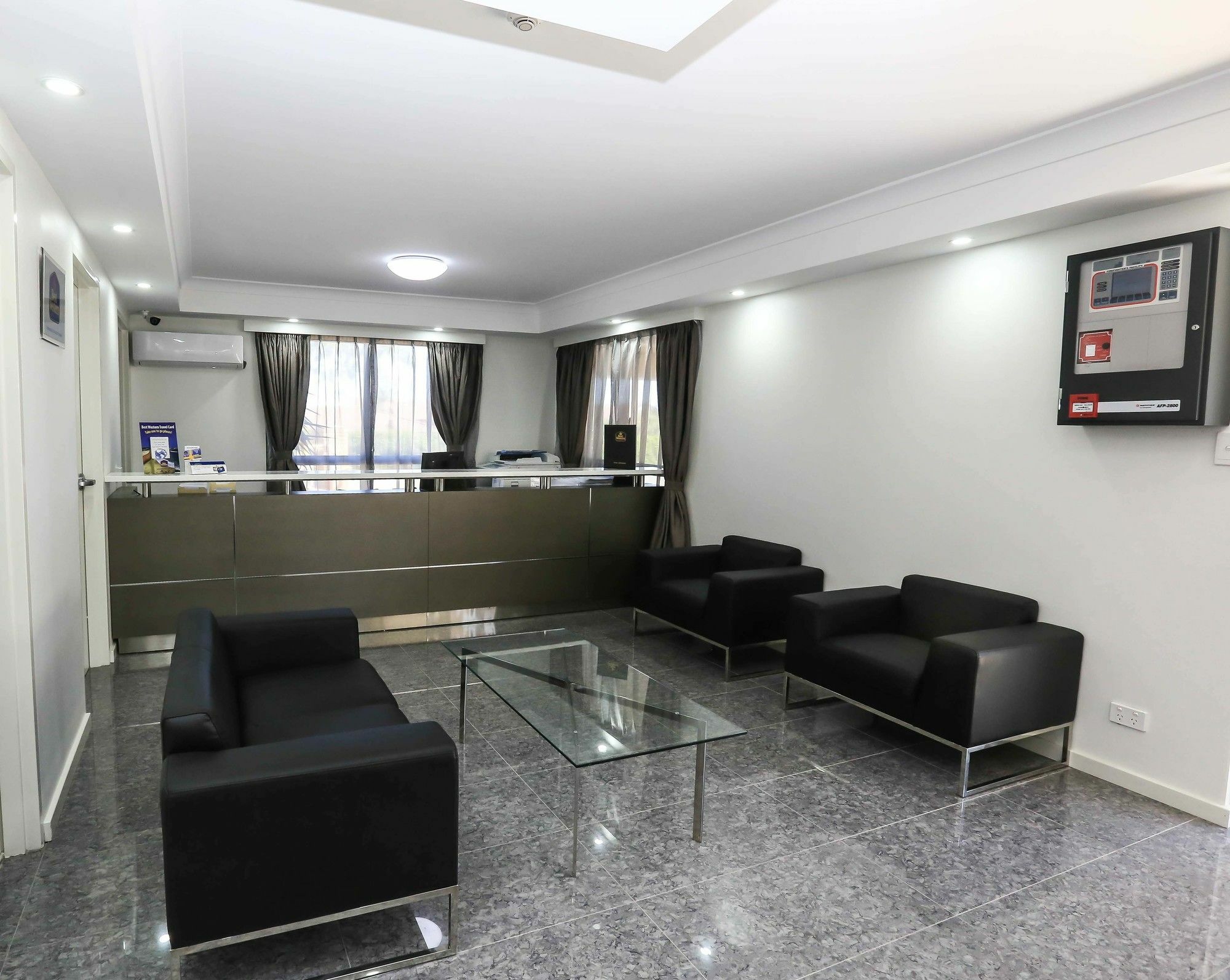 Best Western Casula Motor Inn Екстериор снимка