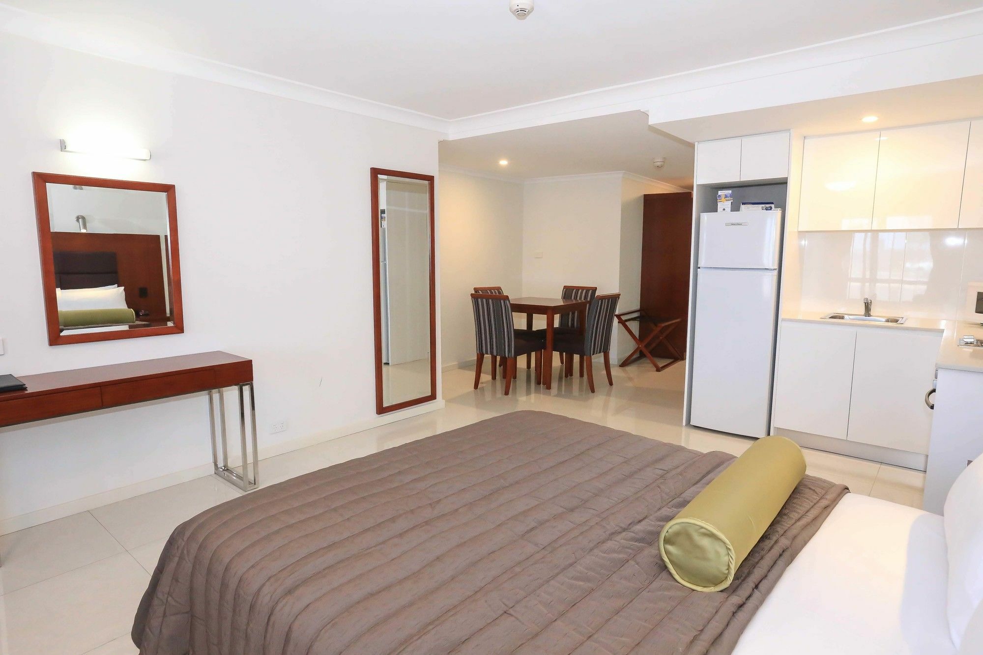 Best Western Casula Motor Inn Екстериор снимка