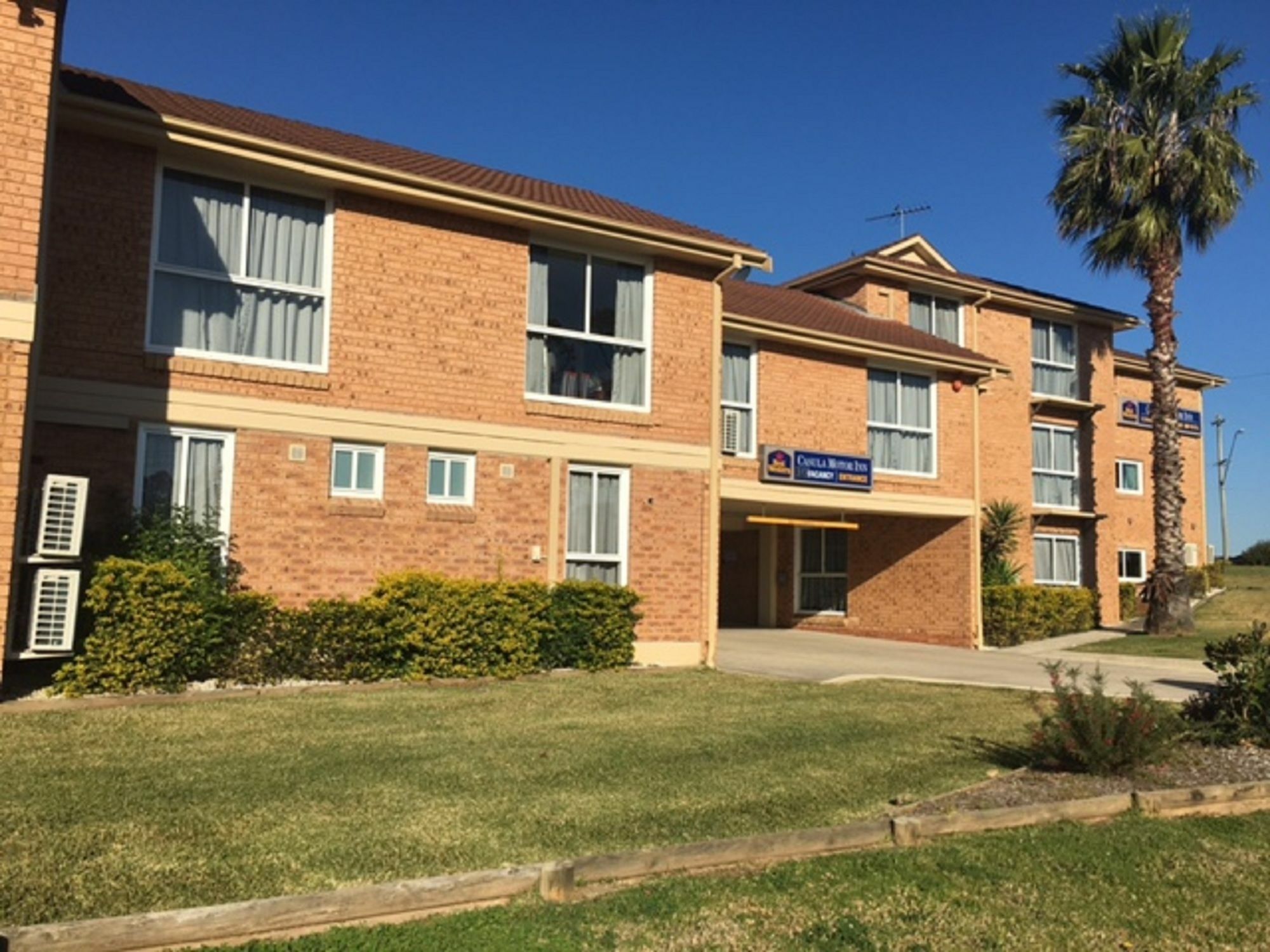 Best Western Casula Motor Inn Екстериор снимка