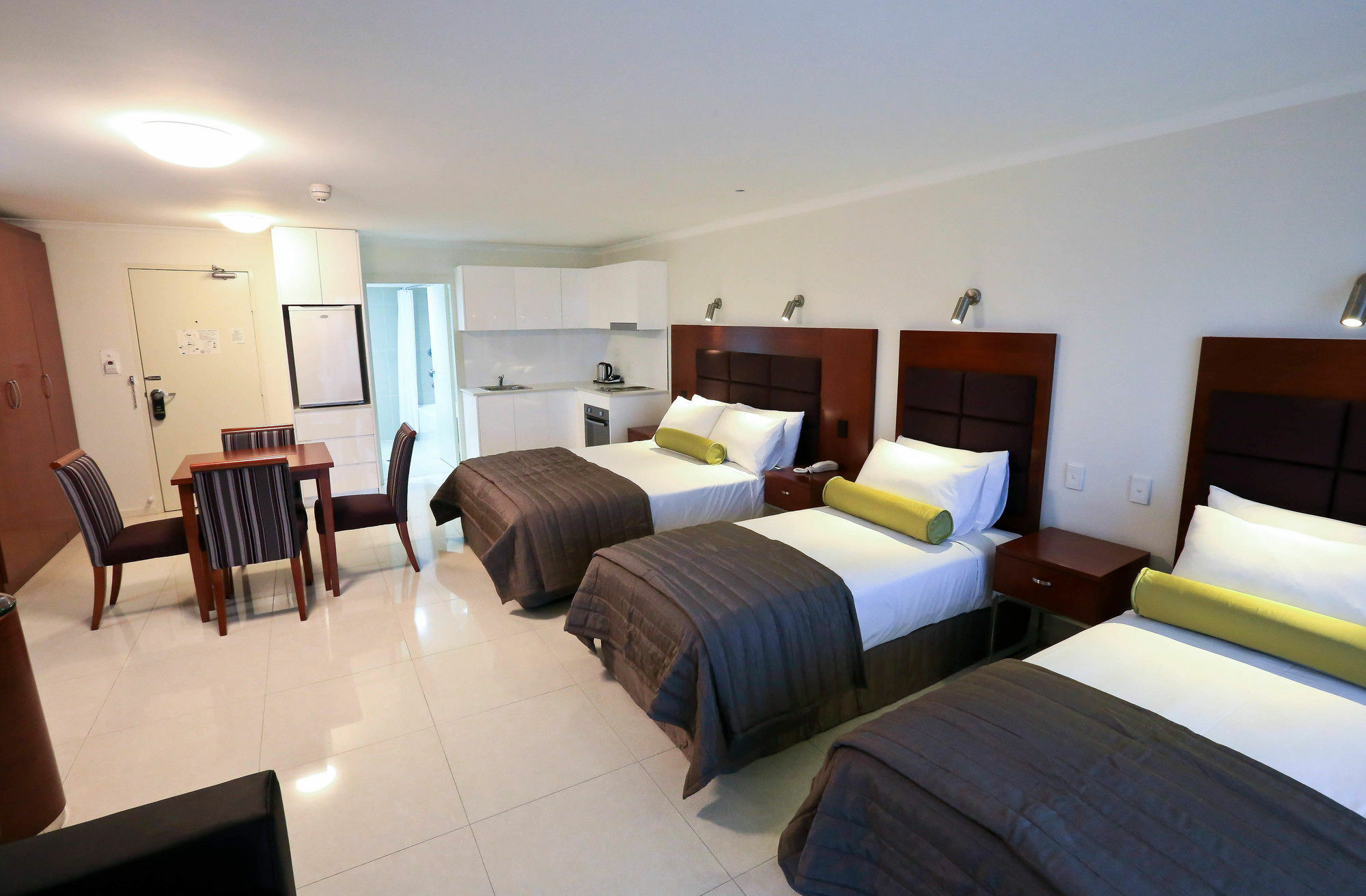 Best Western Casula Motor Inn Екстериор снимка